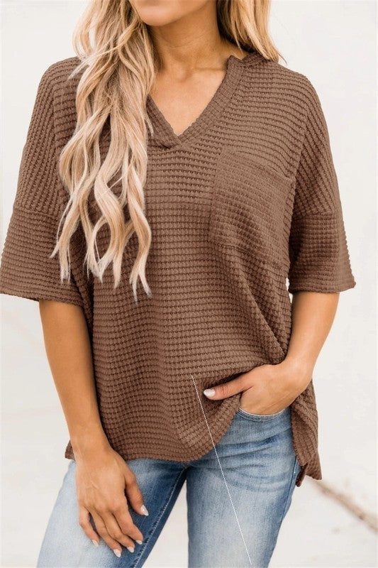 Short-sleeved V-neck Pocket Split Top